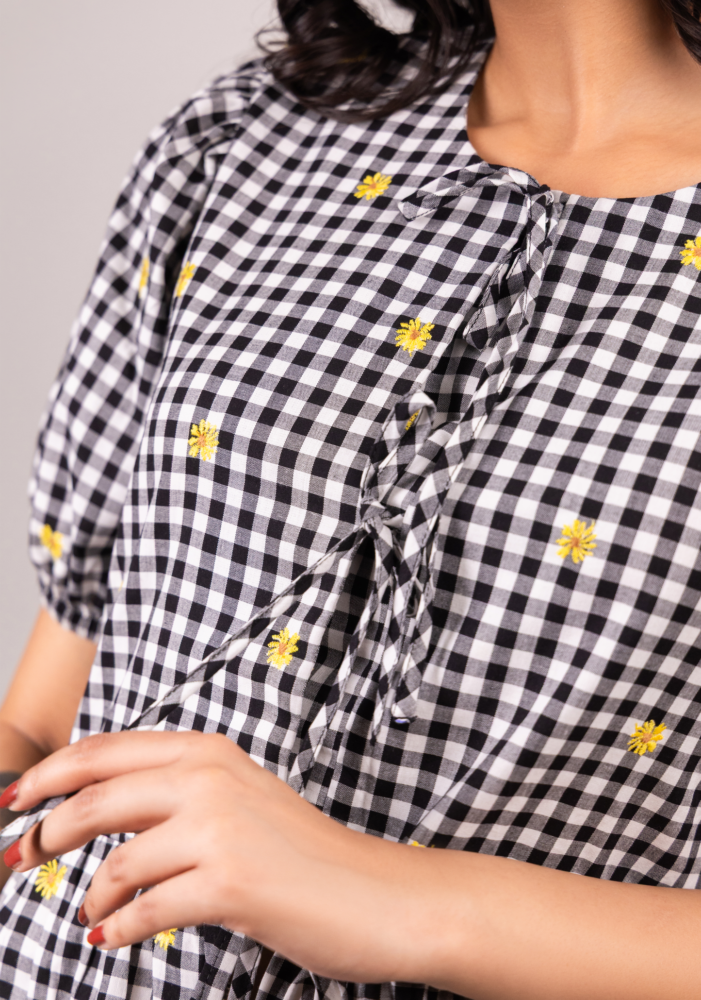 DAISY TOP (BLACK)